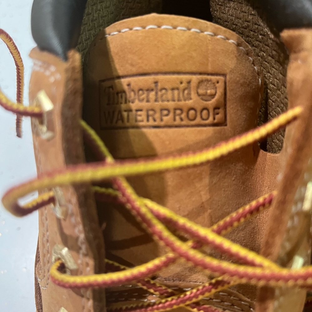 Timberland waterproof ankle boots size 6 women .